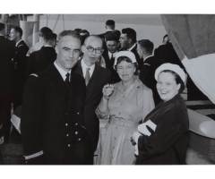 Cocktail_party_aboard_French_ship